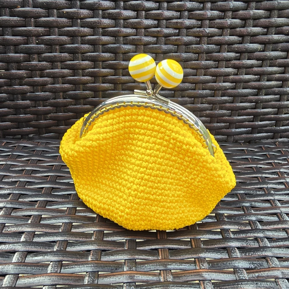 NEW Handcrafted Crochet KissClasp Yellow Mini Purse Wallet